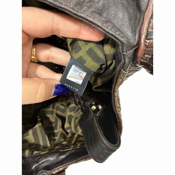 Fendi Crispe Tribal Spy Handbag Brown/Black Pebbled Nappa Leather - Picture 6 of 6